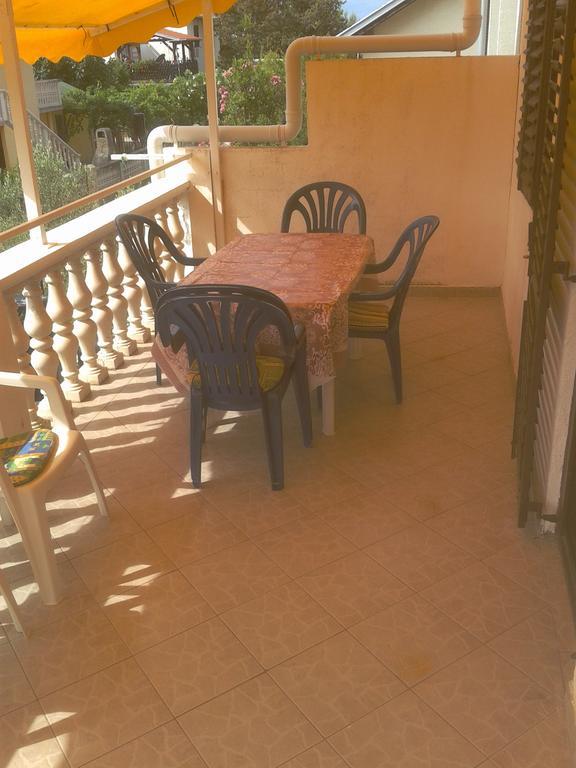 Apartments 031 نين الغرفة الصورة