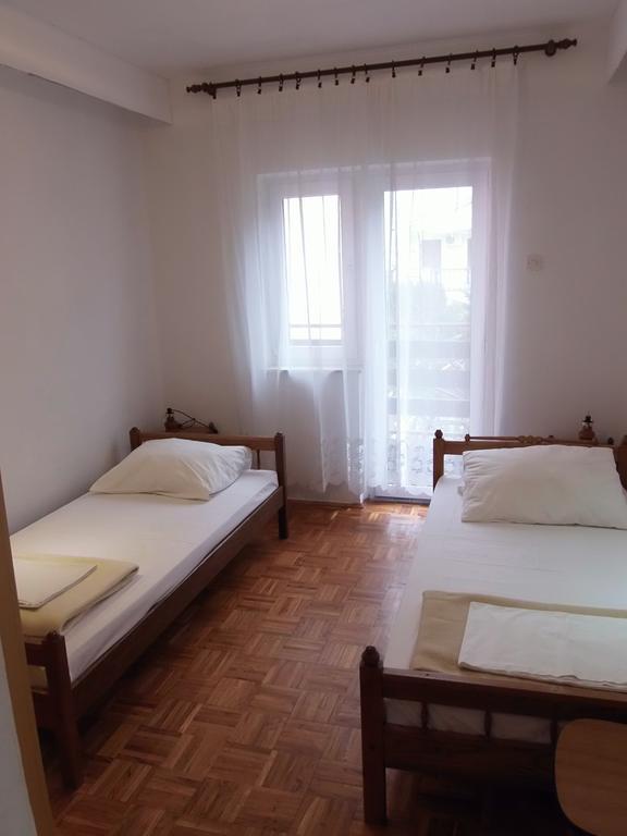 Apartments 031 نين الغرفة الصورة