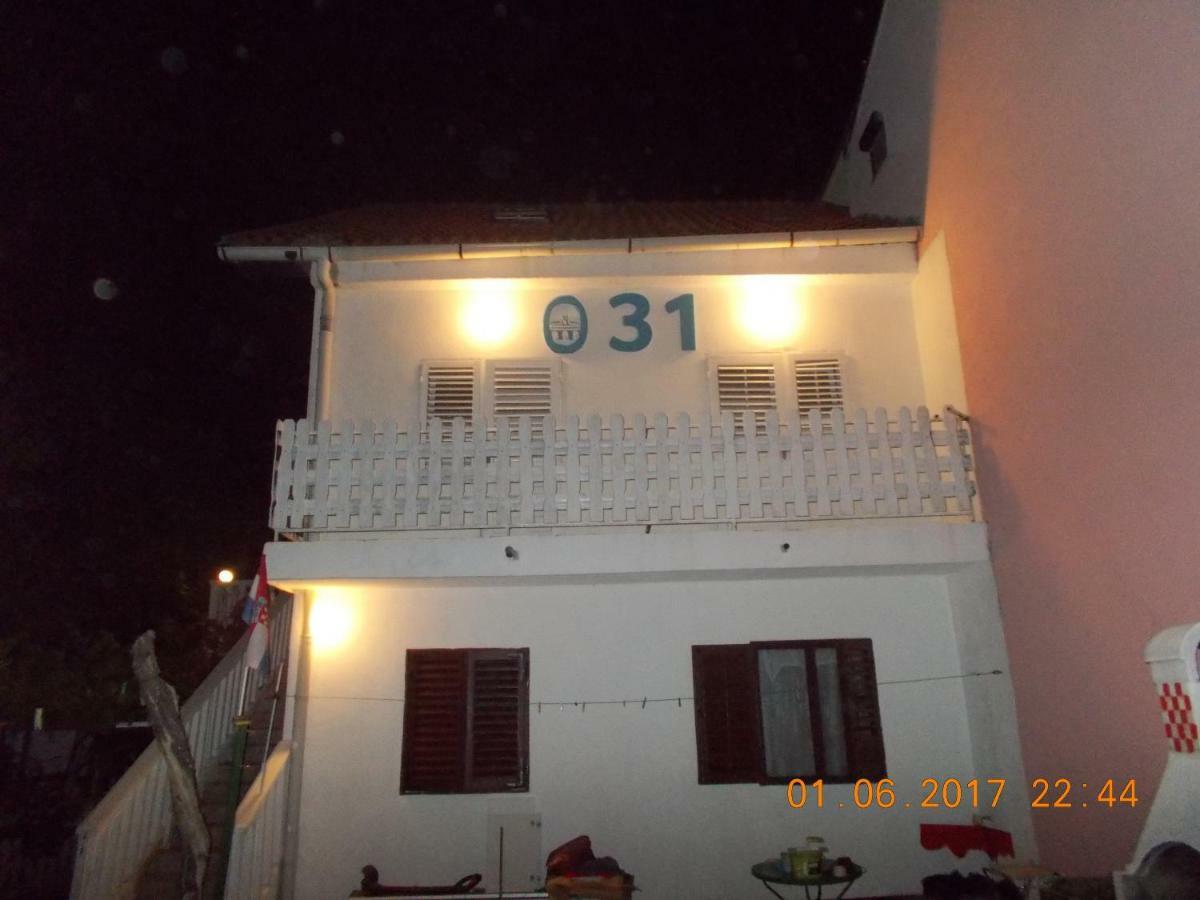 Apartments 031 نين المظهر الخارجي الصورة